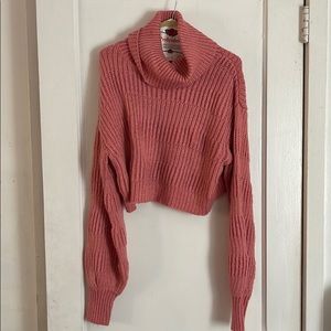 Cropped Pink sweater 💕